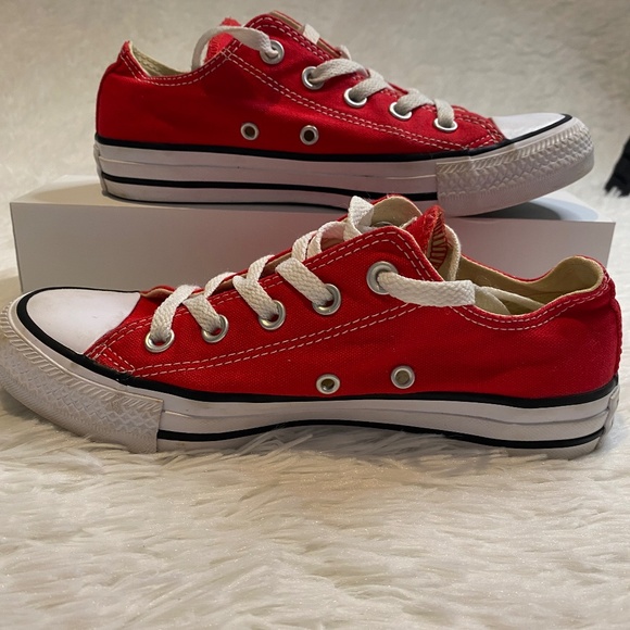 Converse All Star Red in worn once condition - Picture 1 of 6